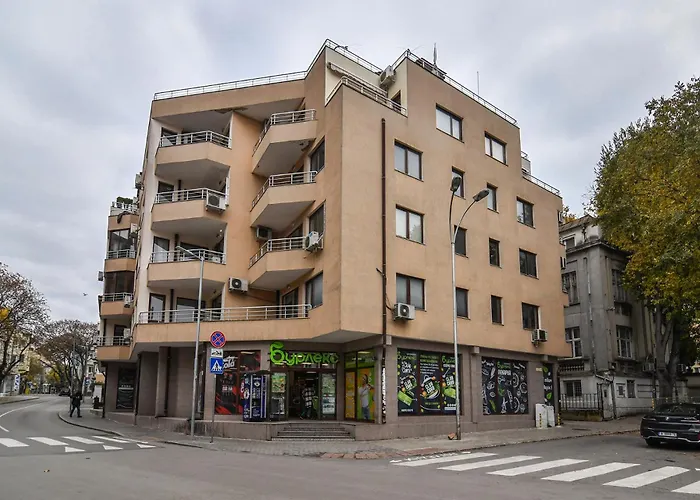 Gem For 2 Next To Várna