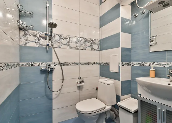 Gem For 2 Next To Apartment Warna